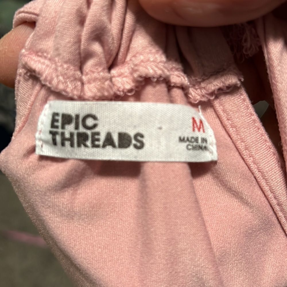 Epic Threads - Pink Tank Top - M - Picture 3 of 4